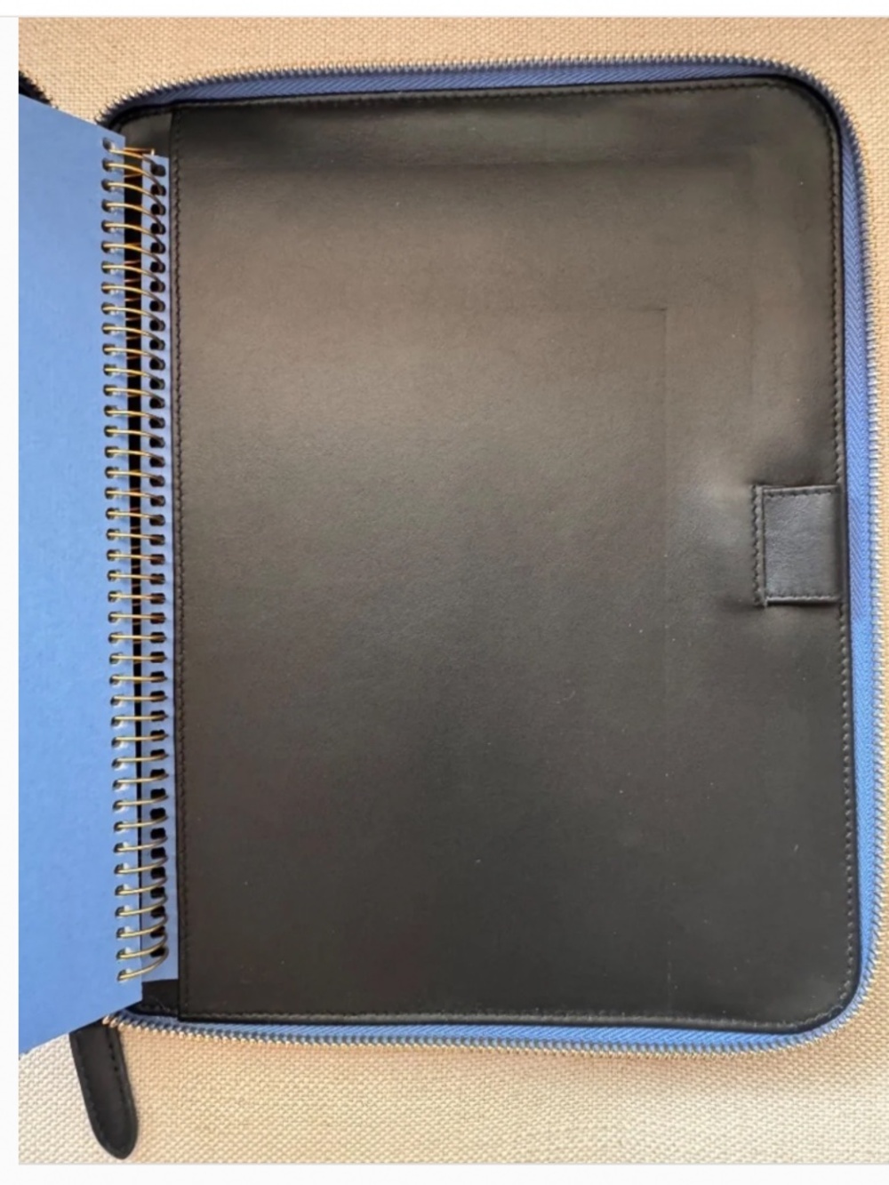 SMYTHSON Panama A5 Zip Portfolio Organizer | Nile Blue Crossgrain Leather - Picture 12 of 12
